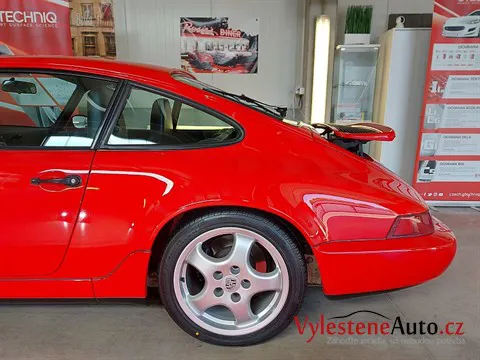 Porsche 911 - Vícekrokové leštění a ochrana laku