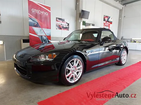 Honda s2000 - Vícekrokové leštění a keramická ochrana laku