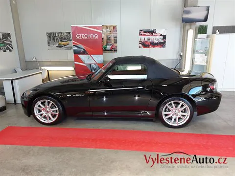 Honda s2000 - Vícekrokové leštění a keramická ochrana laku