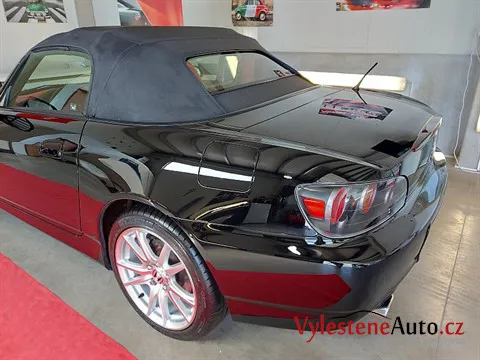 Honda s2000 - Vícekrokové leštění a keramická ochrana laku