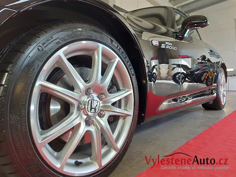 Honda s2000 - Vícekrokové leštění a keramická ochrana laku