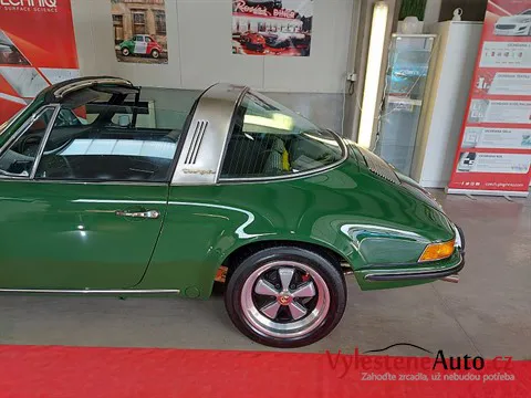 Porsche 911 Targa - Vícekrokové leštění a keramická ochrana laku