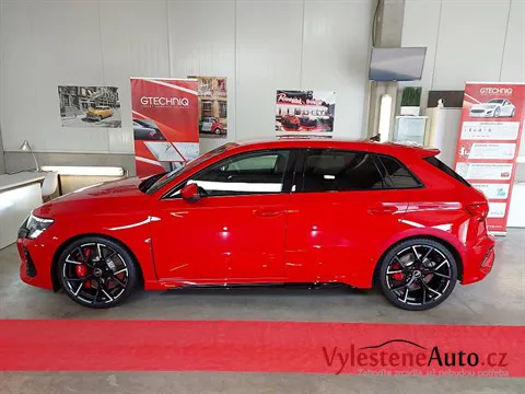 Audi RS3 - Vícekrokové leštění a komplexní keramická ochrana laku