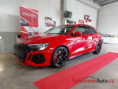 Audi RS3 - Vícekrokové leštění a komplexní keramická ochrana laku