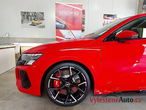 Audi RS3 - Vícekrokové leštění a komplexní keramická ochrana laku