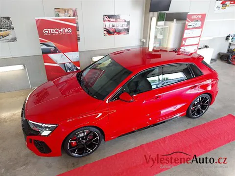 Audi RS3 - Vícekrokové leštění a komplexní keramická ochrana laku