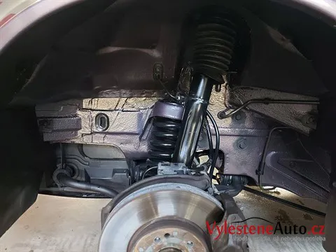 Mercedes SL500 - Vícekrokové leštění a keramická ochrana laku