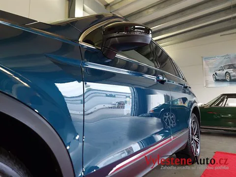VW Tiguan - Vícekrokové leštění a keramická ochrana laku