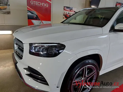 Mercedes-Benz GLS - Vícekrokové leštění a keramická ochrana laku