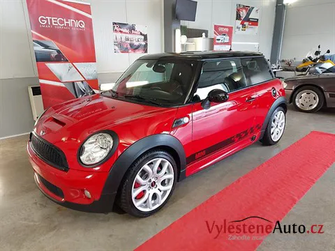 Mini Cooper - Vícekrokové leštění a keramická ochrana laku
