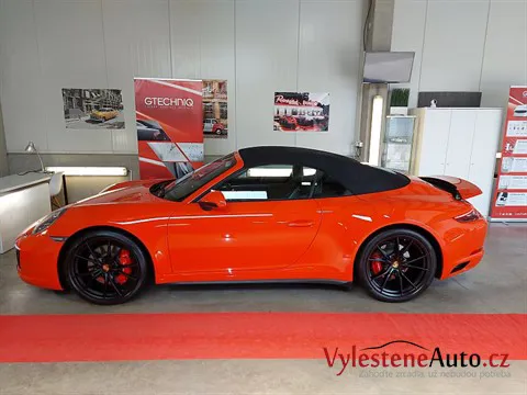 Porsche 911 4S cabrio - Vícekrokové leštění a ochrana laku