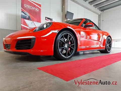 Porsche 911 4S cabrio - Vícekrokové leštění a ochrana laku