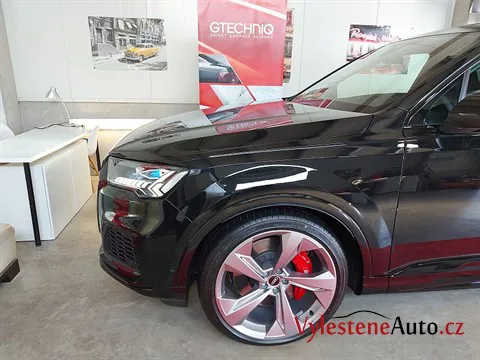 Audi SQ7 - Vícekrokové leštění a keramická ochrana laku
