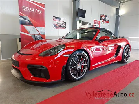 Porsche 718 Spyder - Vícekrokové leštění a keramická ochrana laku