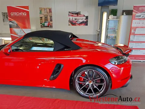 Porsche 718 Spyder - Vícekrokové leštění a keramická ochrana laku