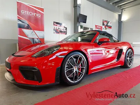 Porsche 718 Spyder - Vícekrokové leštění a keramická ochrana laku