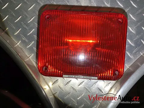 Fire Truck - Vícekrokové leštění a keramická ochrana laku