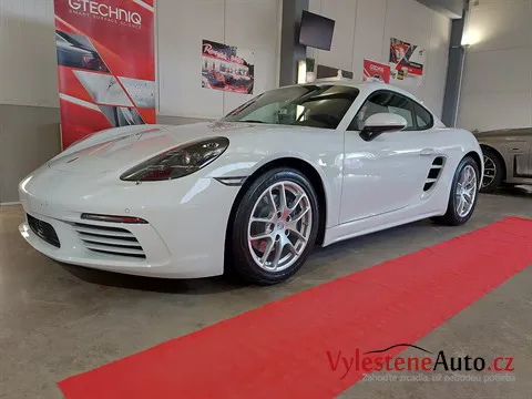 Porsche 718 Cayman - Vícekrokové leštění a keramická ochrana laku