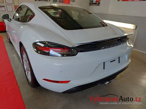 Porsche 718 Cayman - Vícekrokové leštění a keramická ochrana laku