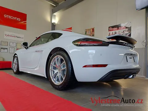 Porsche 718 Cayman - Vícekrokové leštění a keramická ochrana laku