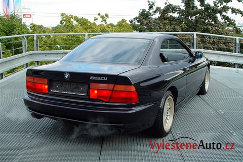 BMW 850i V12