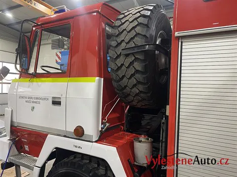 Tatra 815 CAS - Vícekrokové leštění a keramická ochrana laku