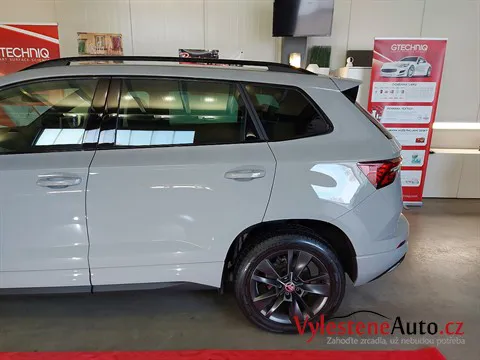 Škoda Karoq - Vícekrokové leštění a ochrana laku