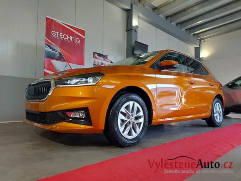 Škoda Fabia - Vícekrokové leštění a keramická ochrana laku