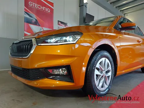 Škoda Fabia - Vícekrokové leštění a keramická ochrana laku