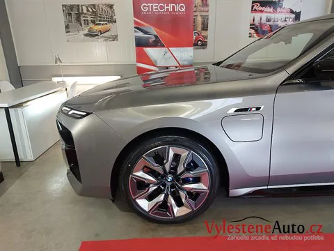 BMW 760e - Leštění a keramická ochrana laku
