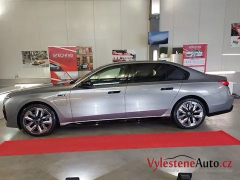 BMW 760e - Leštění a keramická ochrana laku