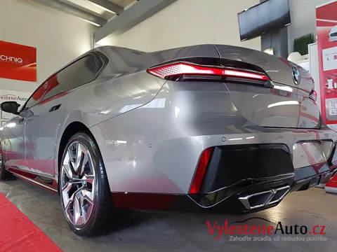 BMW 760e - Leštění a keramická ochrana laku