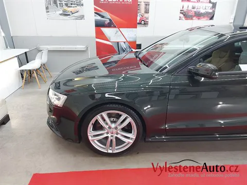 Audi RS5 - Vícekrokové leštění a keramická ochrana laku