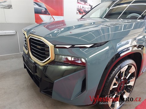 BMW XM