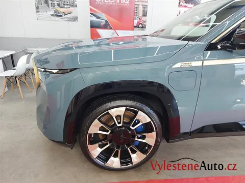 BMW XM - Leštění a keramická ochrana laku