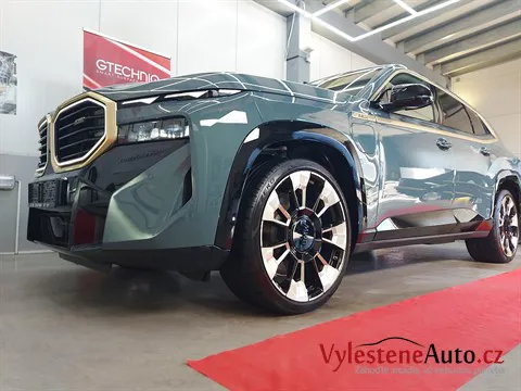 BMW XM - Leštění a keramická ochrana laku