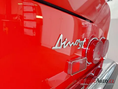 Ferrari Dino GT 1972 - Vícekroková renovace laku