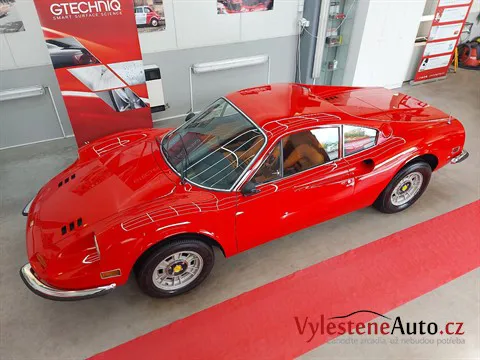 Ferrari Dino GT 1972 - Vícekroková renovace laku