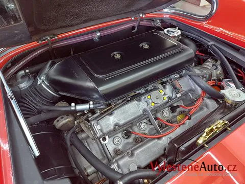 Ferrari Dino GT 1972 - Vícekroková renovace laku