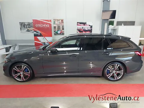 BMW 330d kombi - Vícekrokové leštění a keramická ochrana laku