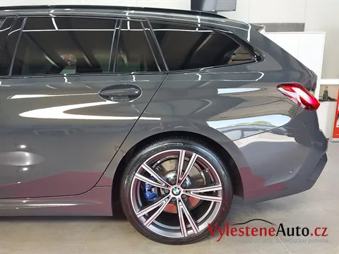 BMW 330d kombi - Vícekrokové leštění a keramická ochrana laku