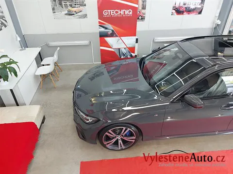 BMW 330d kombi - Vícekrokové leštění a keramická ochrana laku