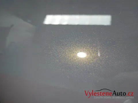 BMW 330d kombi - Vícekrokové leštění a keramická ochrana laku