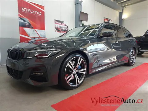 BMW 330d kombi - Vícekrokové leštění a keramická ochrana laku