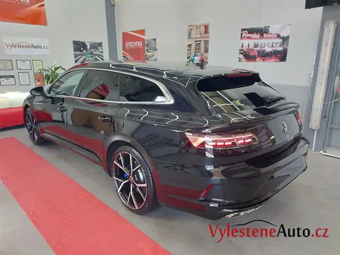 VW Arteon kombi R - Vícekrokové leštění a keramická ochrana laku