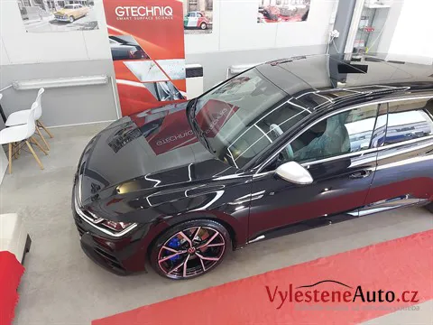 VW Arteon kombi R - Vícekrokové leštění a keramická ochrana laku
