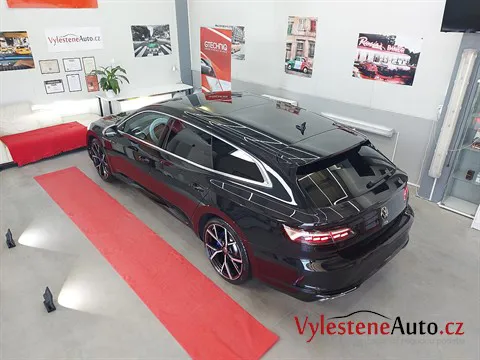VW Arteon kombi R - Vícekrokové leštění a keramická ochrana laku