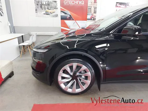Tesla Model Y - Leštění a keramická ochrana laku