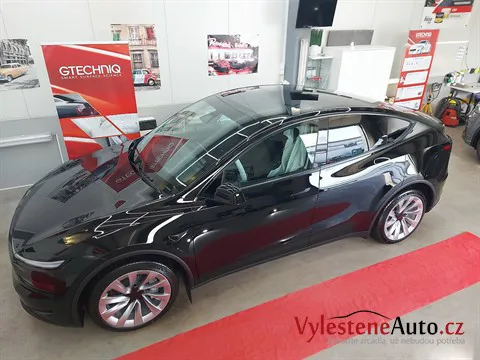 Tesla Model Y - Leštění a keramická ochrana laku