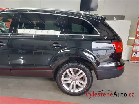 Audi Q7 - Vícekroková renovace laku